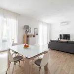 Loverhome 1